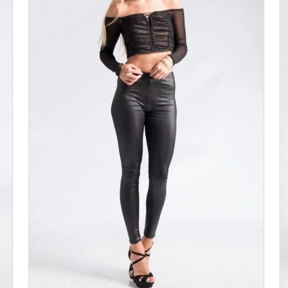 Fuax Leather Leggings - Picture 4 of 4